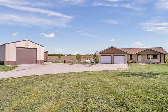 5.8 Acres of Residential Land with Home for Sale in Hillsboro, Kansas