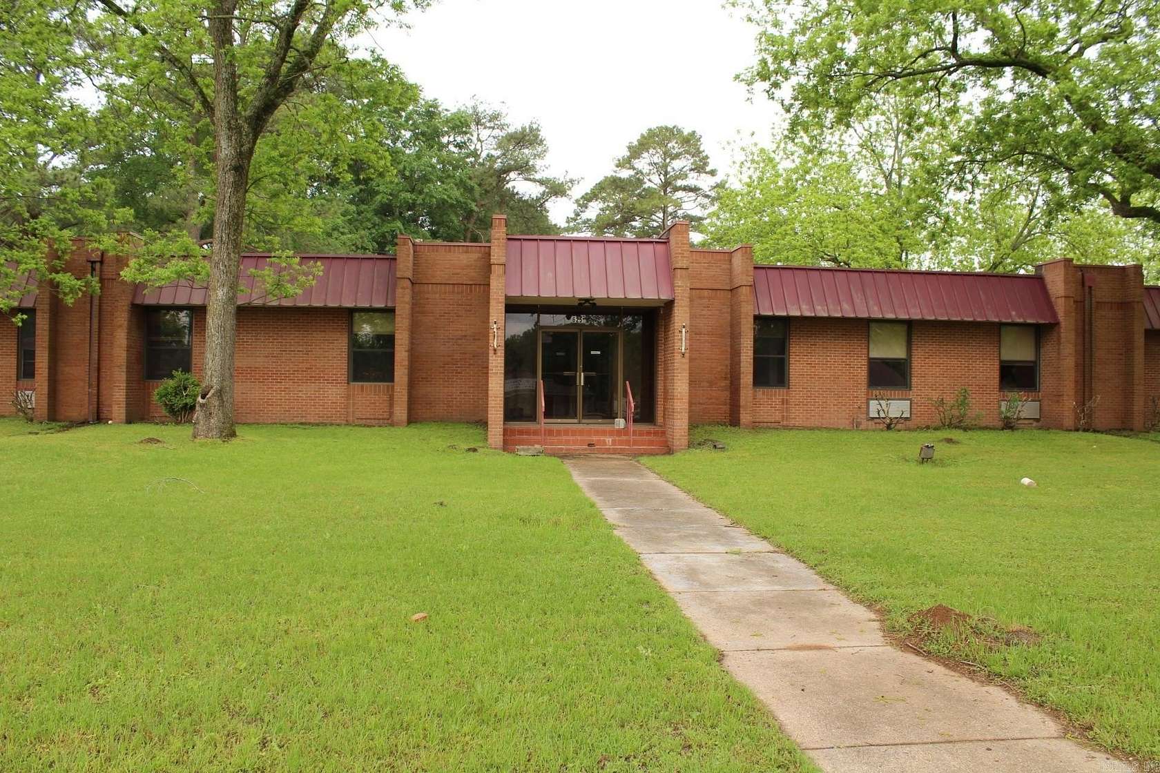 2.14 Acres of Improved Residential Land for Sale in Nashville, Arkansas