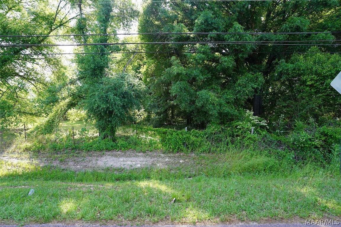 0.9 Acres of Residential Land for Sale in Prattville, Alabama