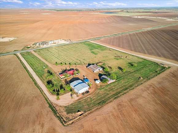 15.5 Acres of Land with Home for Sale in Knott, Texas