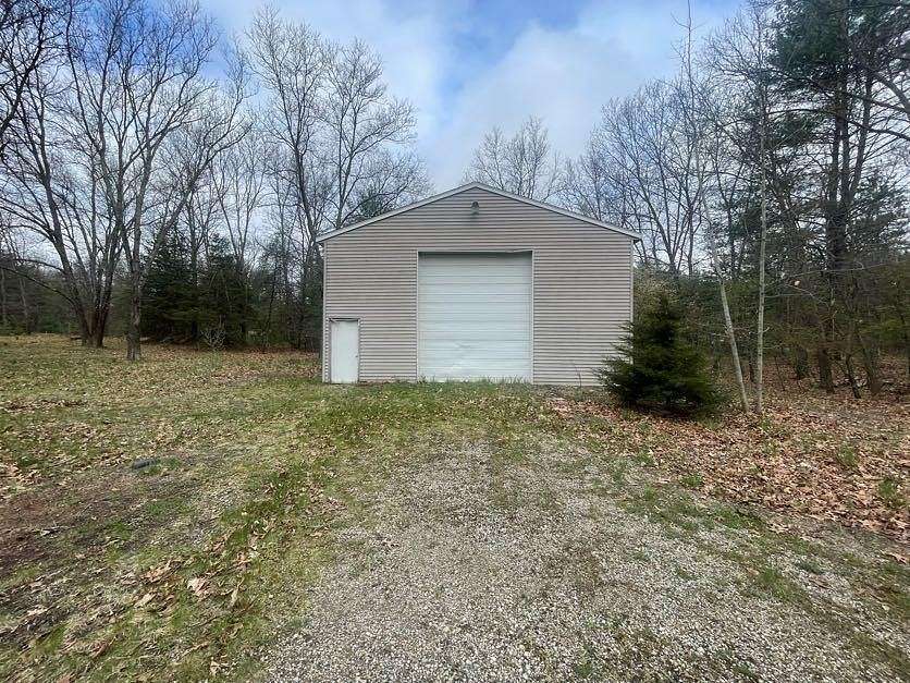 5 Acres of Residential Land with Home for Sale in Allegan, Michigan