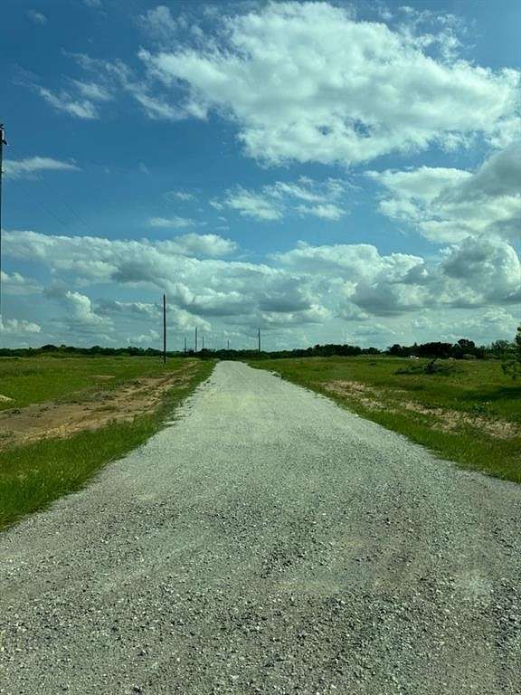 2.2 Acres of Residential Land for Sale in Bowie, Texas