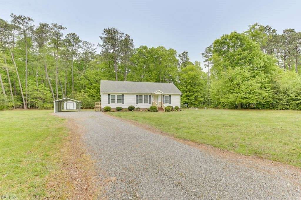 3 Acres of Residential Land with Home for Sale in Hayes, Virginia