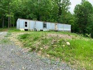5 Acres of Residential Land with Home for Sale in Decatur, Tennessee