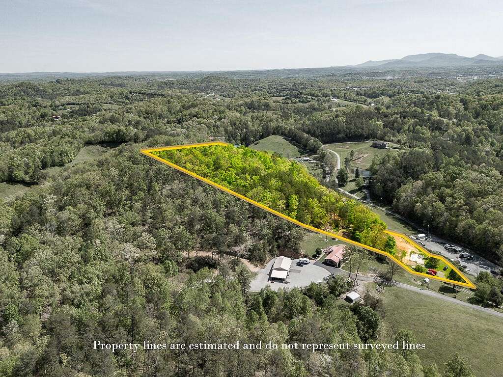 6 Acres of Residential Land with Home for Sale in Sevierville, Tennessee