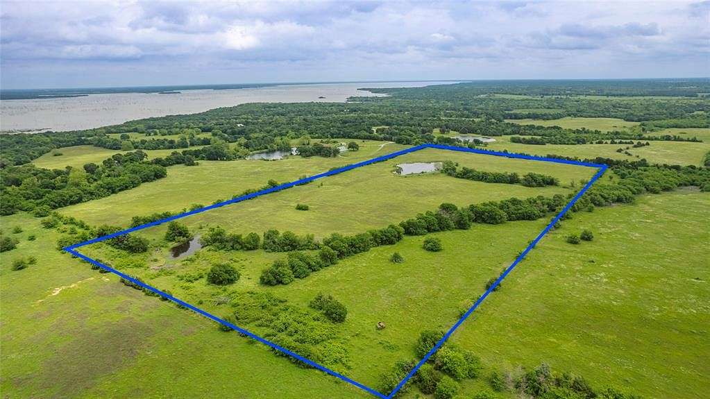 36 Acres of Agricultural Land for Sale in Sulphur Springs, Texas