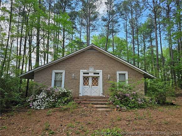 5 Acres of Residential Land with Home for Sale in Parkton, North Carolina