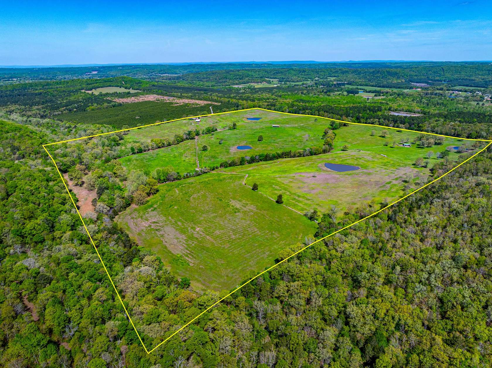 160 Acres of Recreational Land for Sale in Bee Branch, Arkansas