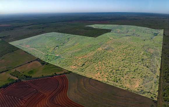 809 Acres of Recreational Land & Farm for Sale in Lakeview, Texas