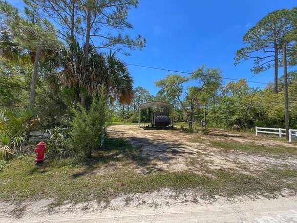0.5 Acres of Residential Land for Sale in Suwannee, Florida