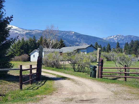 2.79 Acres of Residential Land with Home for Sale in Hamilton, Montana