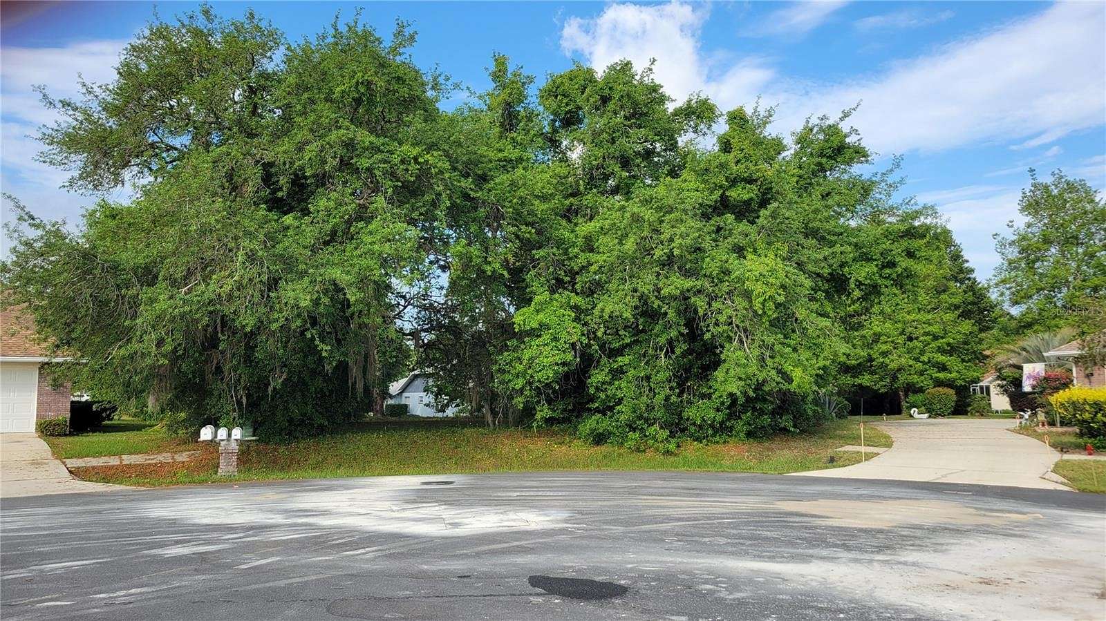 0.42 Acres of Residential Land for Sale in Beverly Hills, Florida
