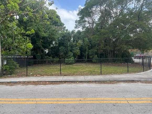 0.06 Acres of Residential Land for Sale in Miami, Florida