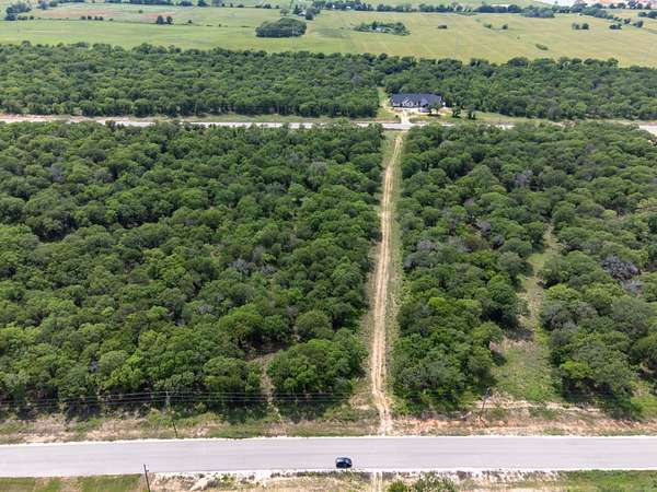 2 Acres of Residential Land for Sale in Tolar, Texas