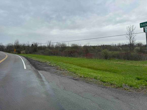 3.6 Acres of Recreational Land for Sale in Lockport, New York