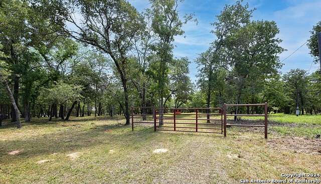 3.1 Acres of Residential Land for Sale in La Vernia, Texas