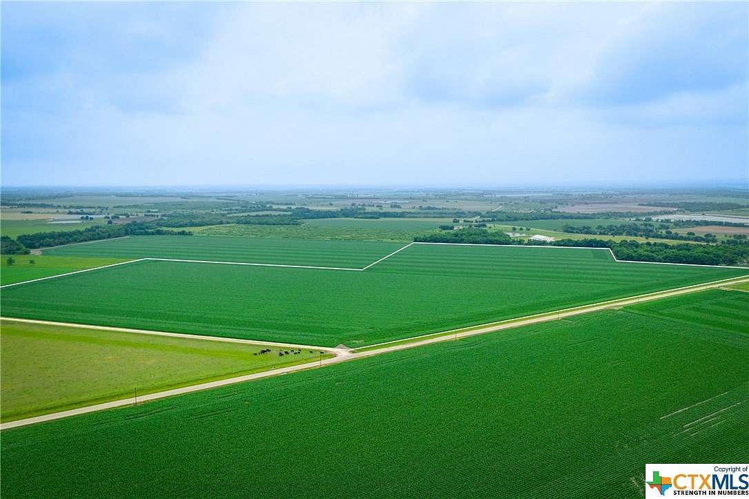 78.989 Acres of Agricultural Land for Sale in Thorndale, Texas