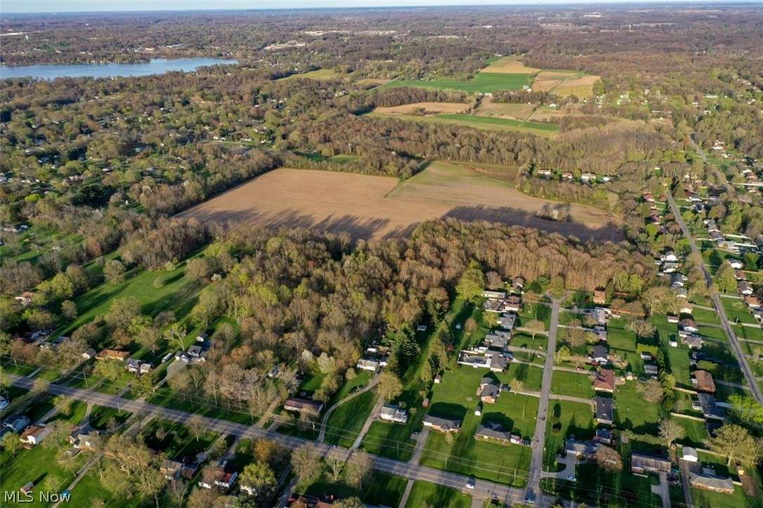 23.5 Acres of Agricultural Land for Auction in Akron, Ohio