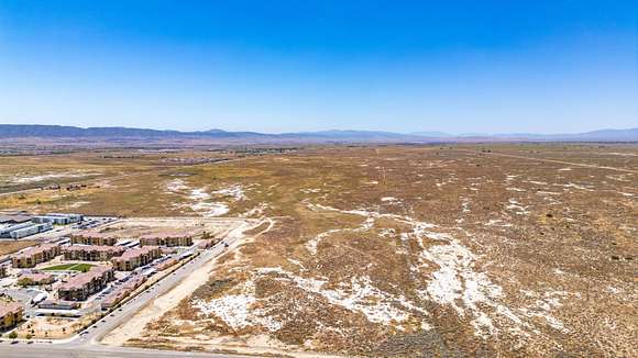 3.9 Acres of Mixed-Use Land for Sale in Lancaster, California