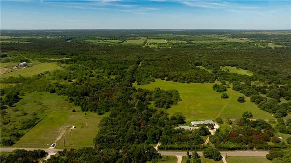 23 Acres of Land for Sale in Gholson, Texas
