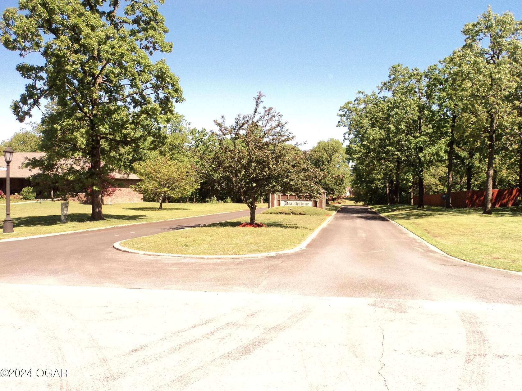 1.2 Acres of Residential Land for Sale in Neosho, Missouri