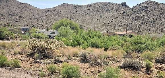 0.28 Acres of Residential Land for Sale in Golden Valley, Arizona