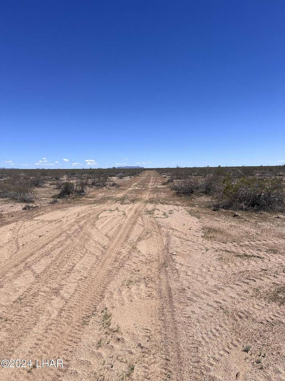 40.18 Acres of Land for Sale in Yucca, Arizona