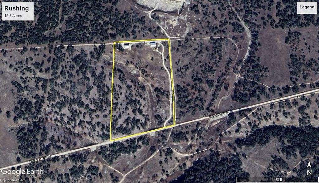 18.5 Acres of Land with Home for Sale in Mountain Home, Texas