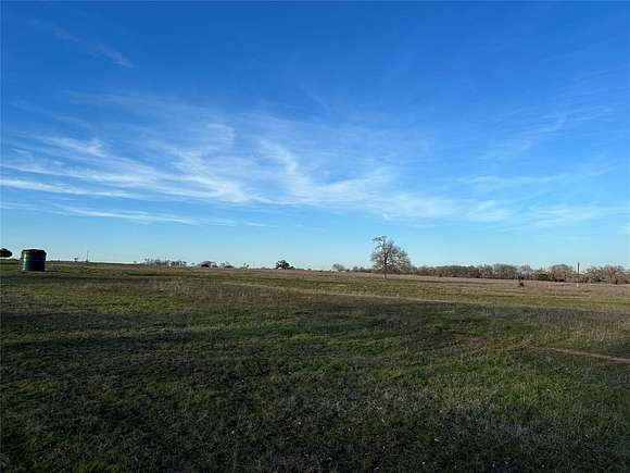 3.2 Acres of Land for Sale in Kingsbury, Texas