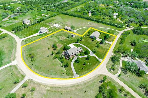 5.7 Acres of Residential Land with Home for Sale in Wichita, Kansas