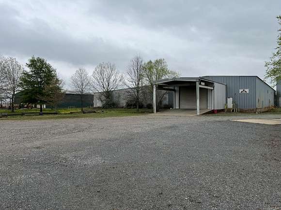 5.3 Acres of Improved Commercial Land for Auction in DeWitt, Arkansas