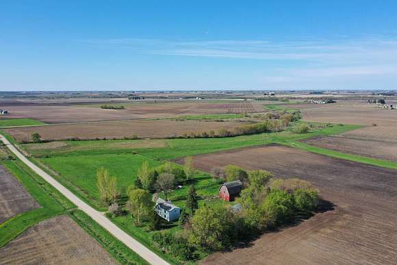 39.2 Acres of Agricultural Land for Sale in Sumner, Iowa