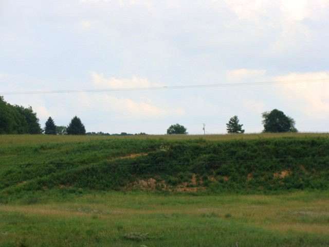 23 Acres of Commercial Land for Sale in Rural Retreat, Virginia