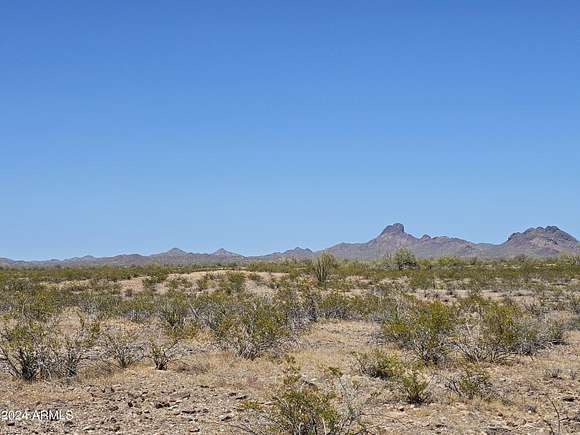 30 Acres of Land for Sale in Wittmann, Arizona