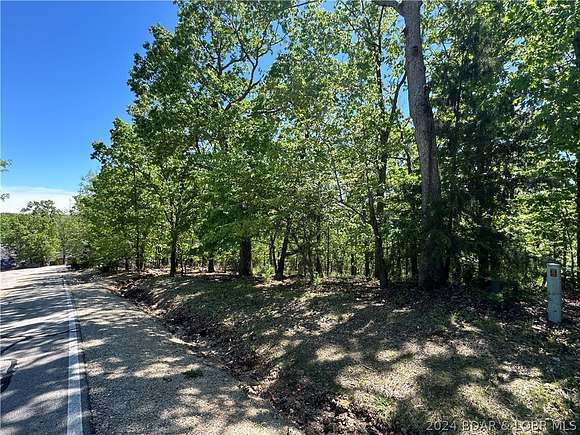 0.24 Acres of Residential Land for Sale in Village of Four Seasons, Missouri