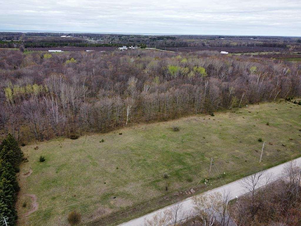 15.3 Acres of Land for Sale in Egg Harbor, Wisconsin