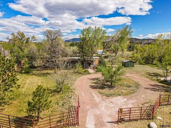 2 Acres of Residential Land with Home for Sale in Cañon City, Colorado