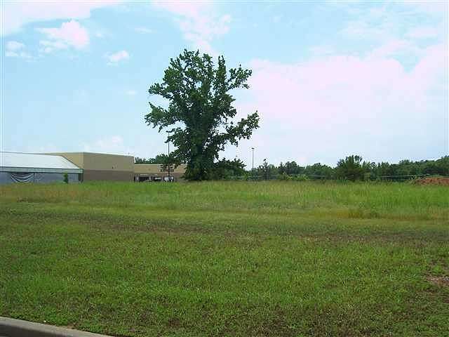 2 Acres of Commercial Land for Sale in Gaffney, South Carolina