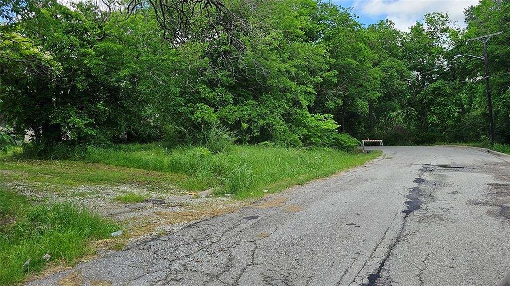 0.21 Acres of Land for Sale in Bonham, Texas