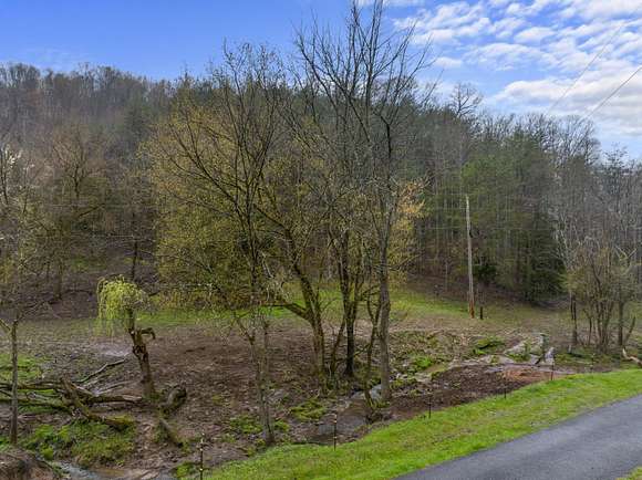 9 Acres of Residential Land for Sale in Bean Station, Tennessee