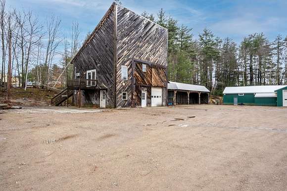 7.6 Acres of Commercial Land for Lease in Brentwood, New Hampshire
