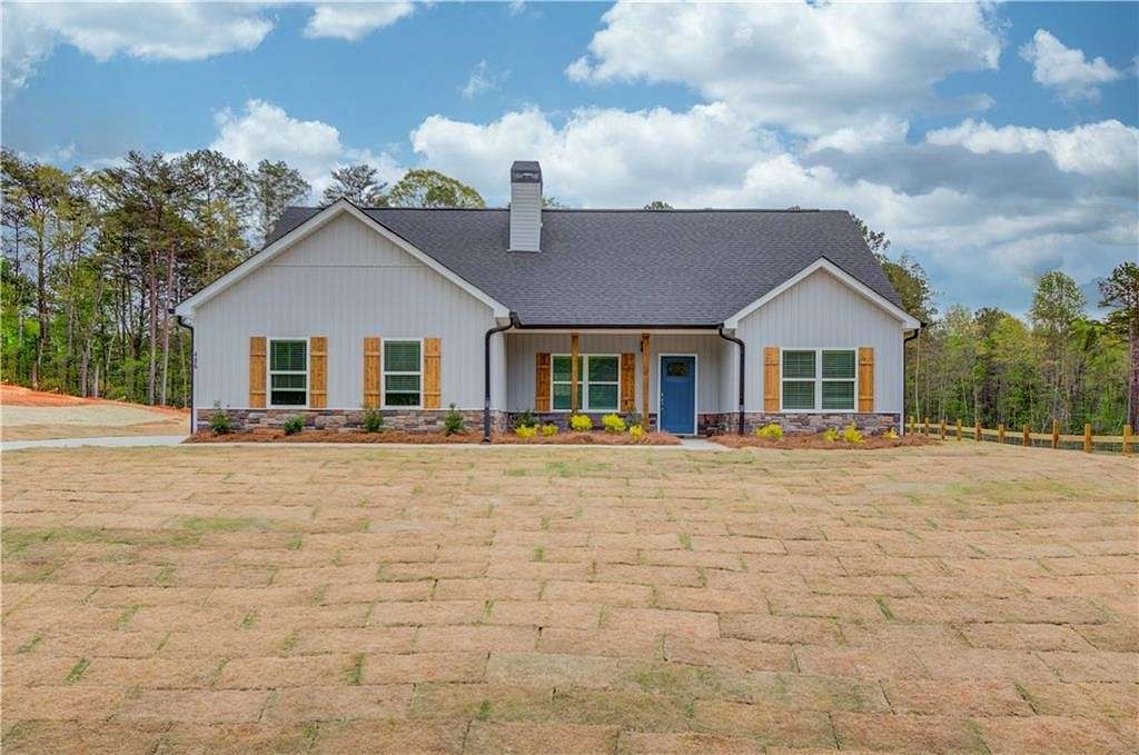 2.4 Acres of Residential Land with Home for Sale in Clarkesville, Georgia