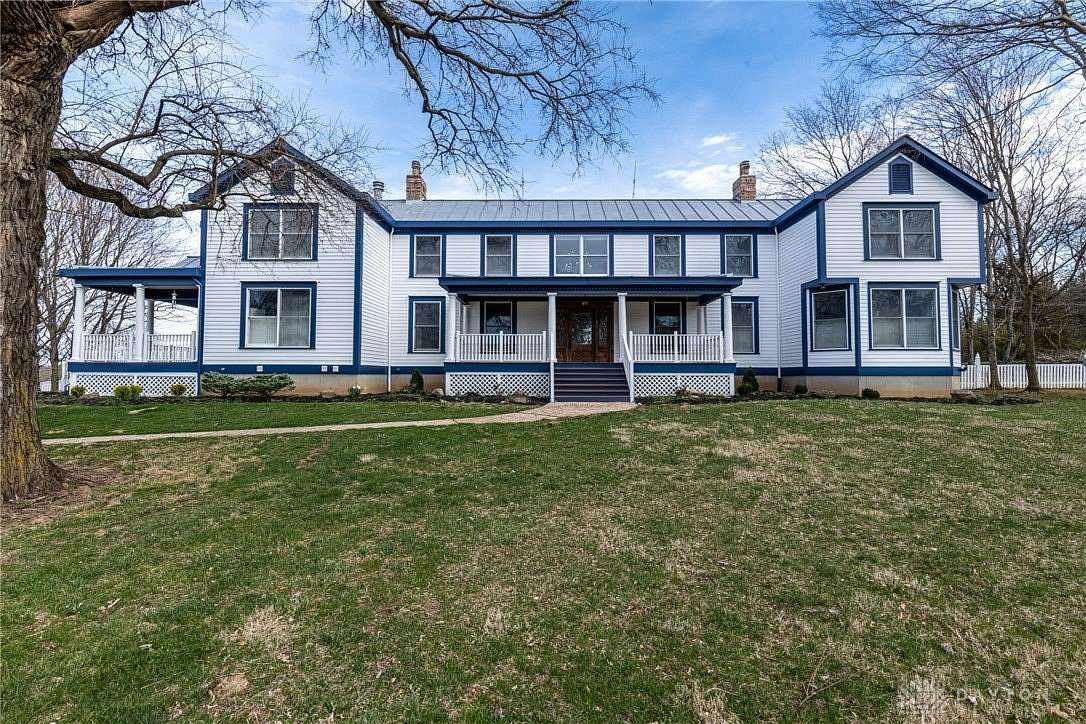 8.43 Acres of Land with Home for Sale in Lebanon, Ohio