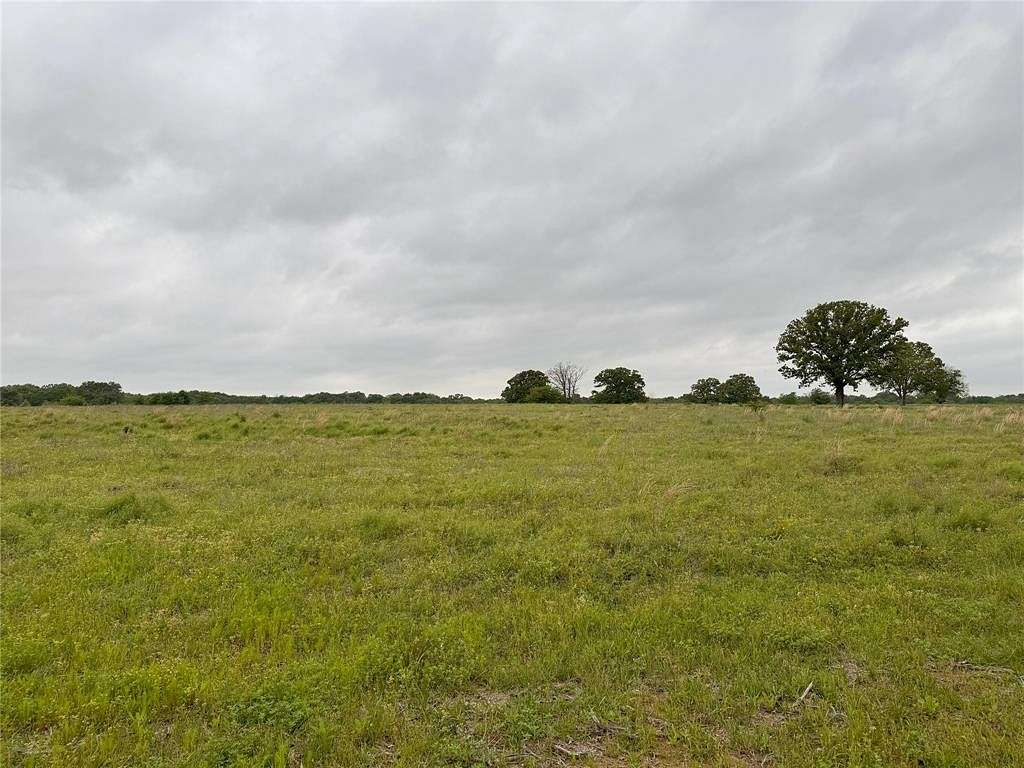 10 Acres of Agricultural Land for Sale in Alba, Texas