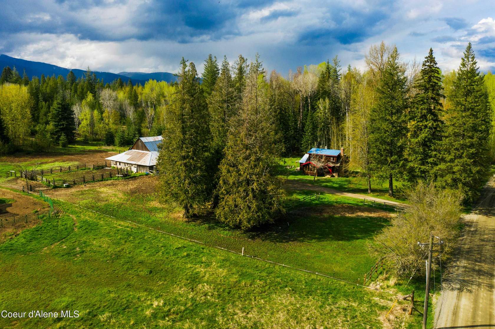 10.1 Acres of Land with Home for Sale in Sandpoint, Idaho