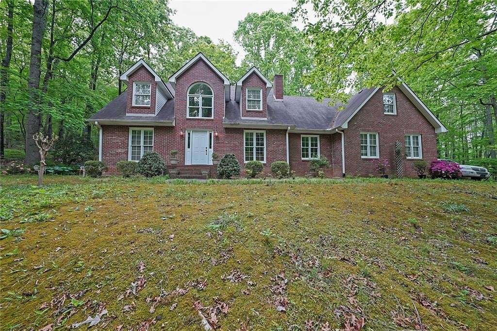 12.5 Acres of Land with Home for Sale in Dallas, Georgia