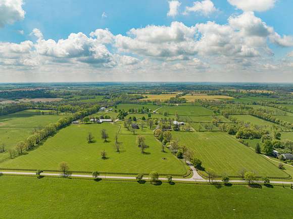 131 Acres of Agricultural Land with Home for Sale in Paris, Kentucky
