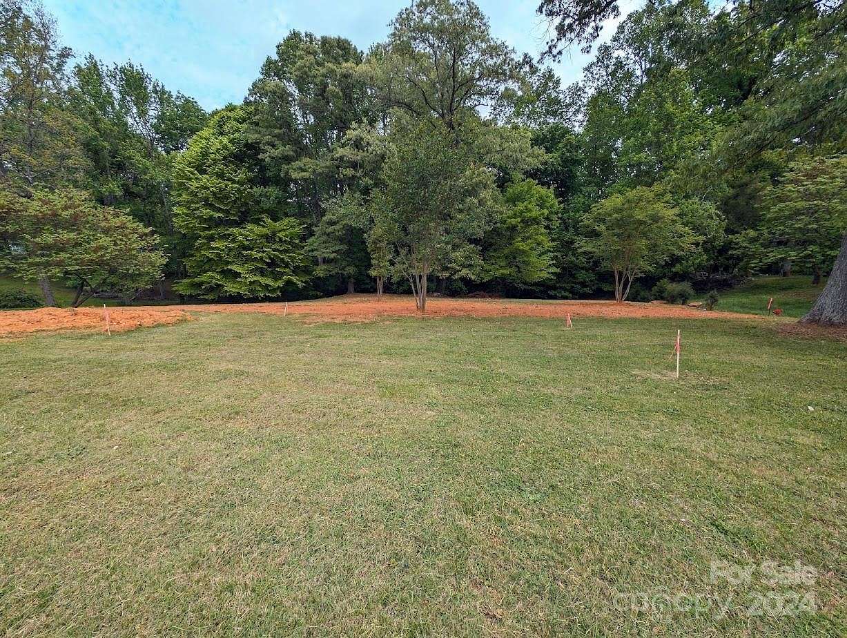 1.1 Acres of Residential Land for Sale in Mocksville, North Carolina