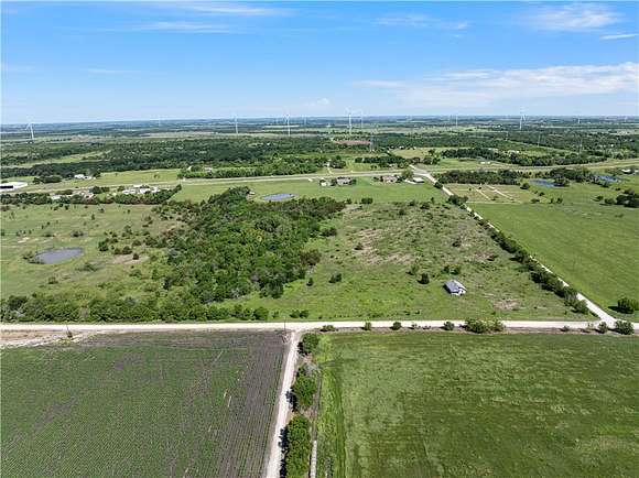 26 Acres of Recreational Land for Sale in Mount Calm, Texas