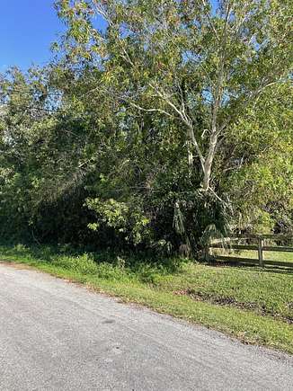 Residential Land for Sale in The Acreage, Florida